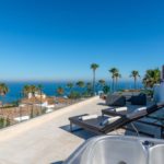 Preciosa villa moderna con vistas al mar – HRV2436