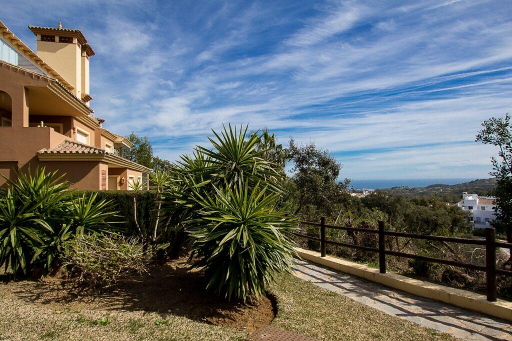 Appartement avec jardin à Elviria – Marbella – HRA12060